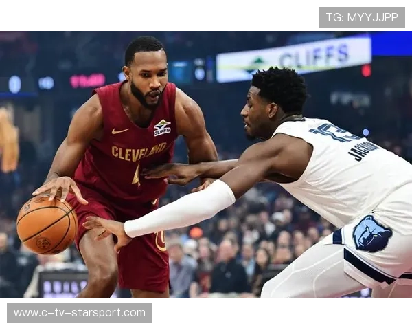 本赛季得分王争夺白热化 球员状态聚焦，赛事白热化阶段